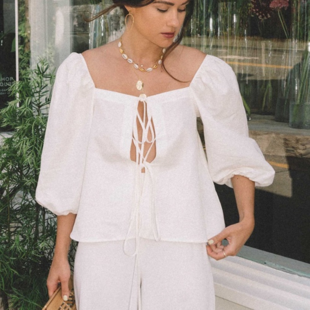 Cult Gaia Aurel Tie-Detailed Linen And Cotton-Blend Top L